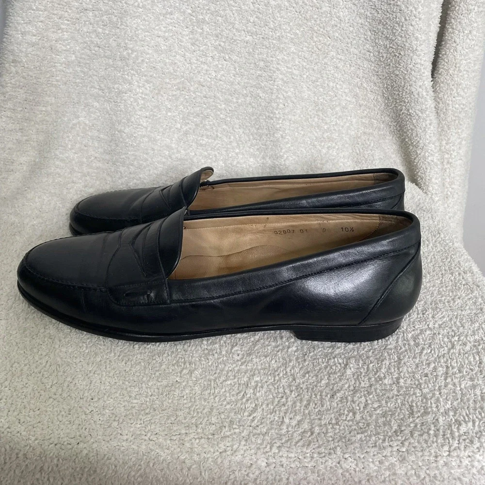 $750 Santoni Solid‎ Black Penny Loafers Leather Shoes Men's Size 10.5 FLAWED